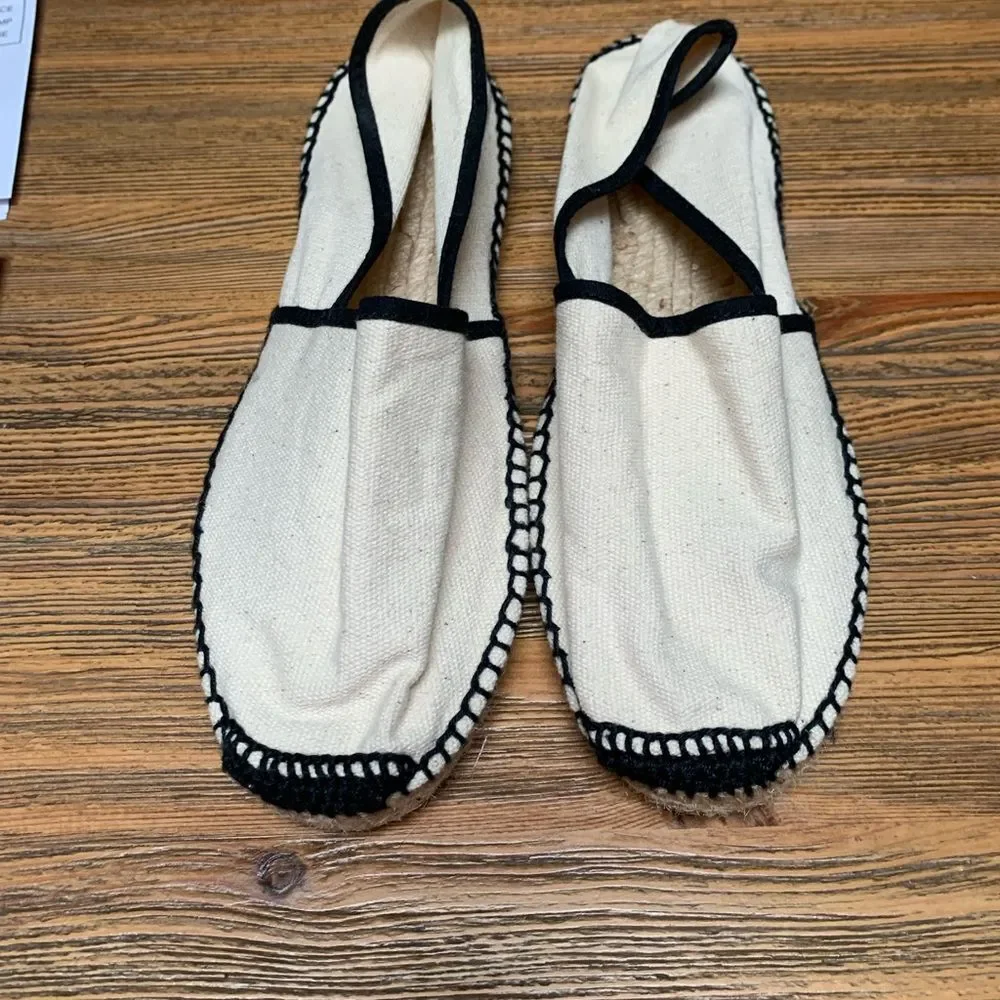 NWOT Toni Pons Cream and Black Espadrilles with Woven Fabric and Rope Soles